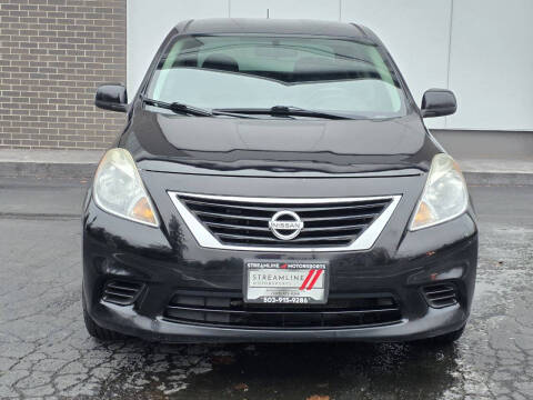 2013 Nissan Versa 1.6 SV
