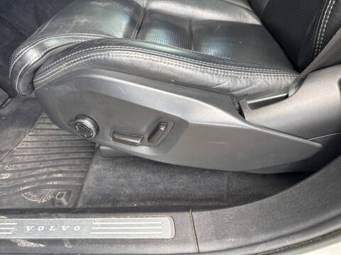 2022 Volvo XC90 T6 Inscription 7-Passenger