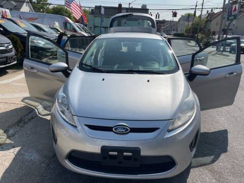 2012 Ford Fiesta SE