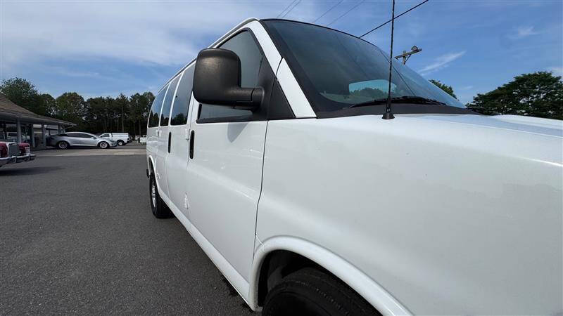 2017 Chevrolet Express LS 2500