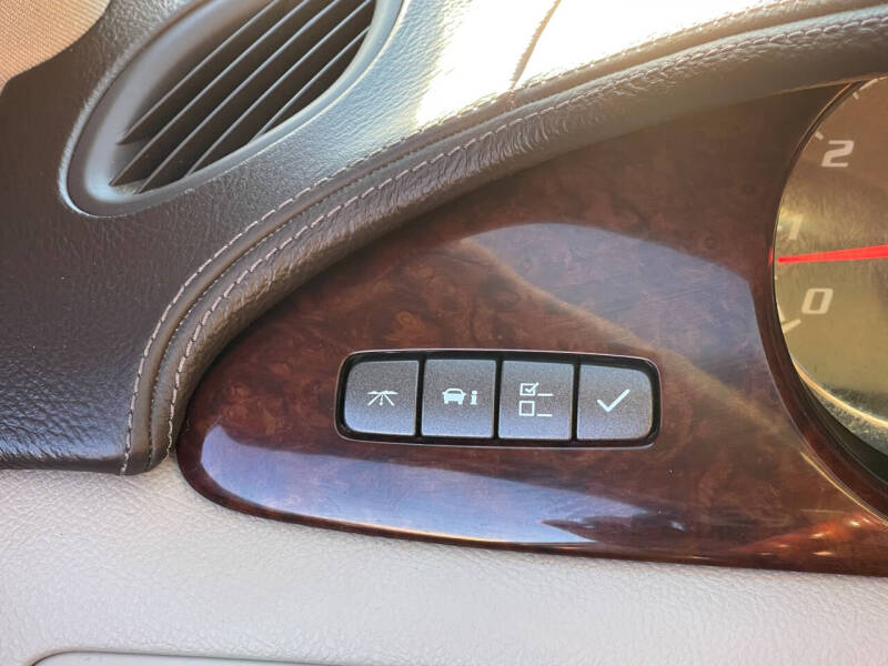 2011 Buick Lucerne Super