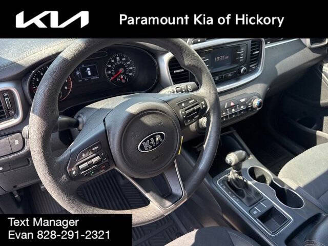2017 Kia Sorento LX