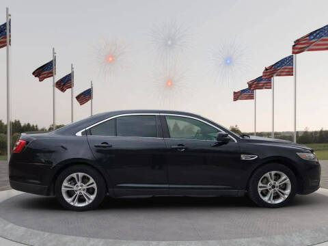 2014 Ford Taurus SEL