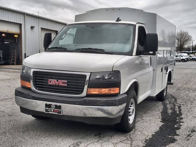 2025 GMC Savana 3500