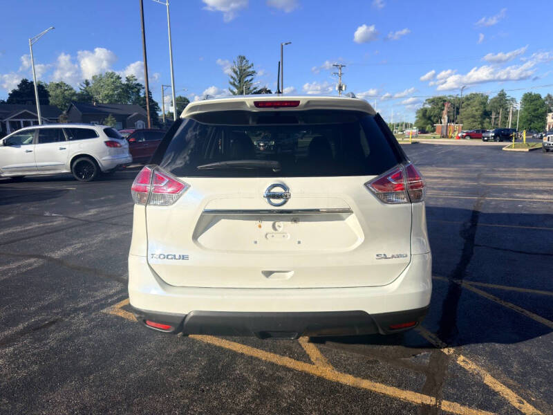 2016 Nissan Rogue SL