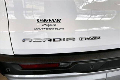 2025 GMC Acadia Elevation