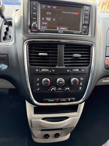 2017 Dodge Grand Caravan SE
