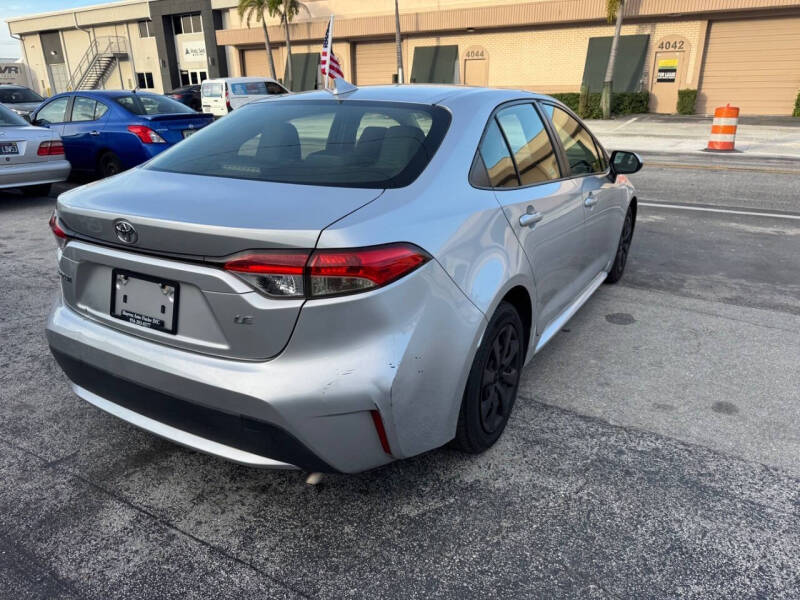 2020 Toyota Corolla LE