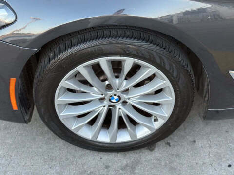 2021 BMW 5 Series 530i