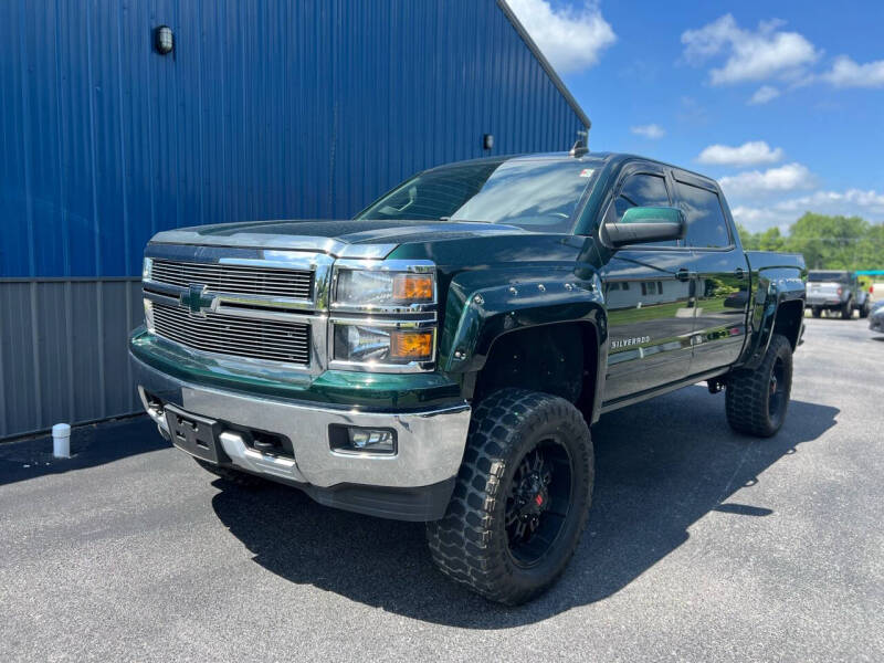 Used 2015 Chevrolet Silverado 1500 2LT with VIN 3GCUKREC3FG174927 for sale in Sullivan, IN