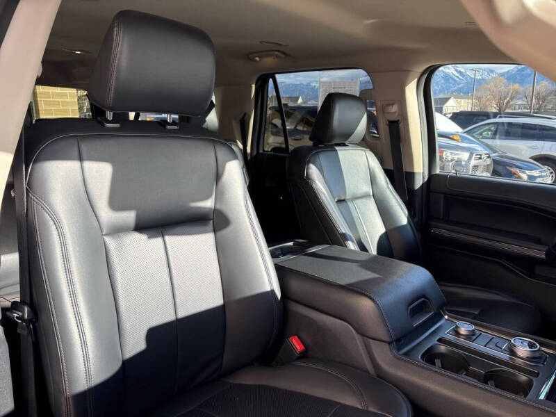 2024 Ford Expedition MAX XLT