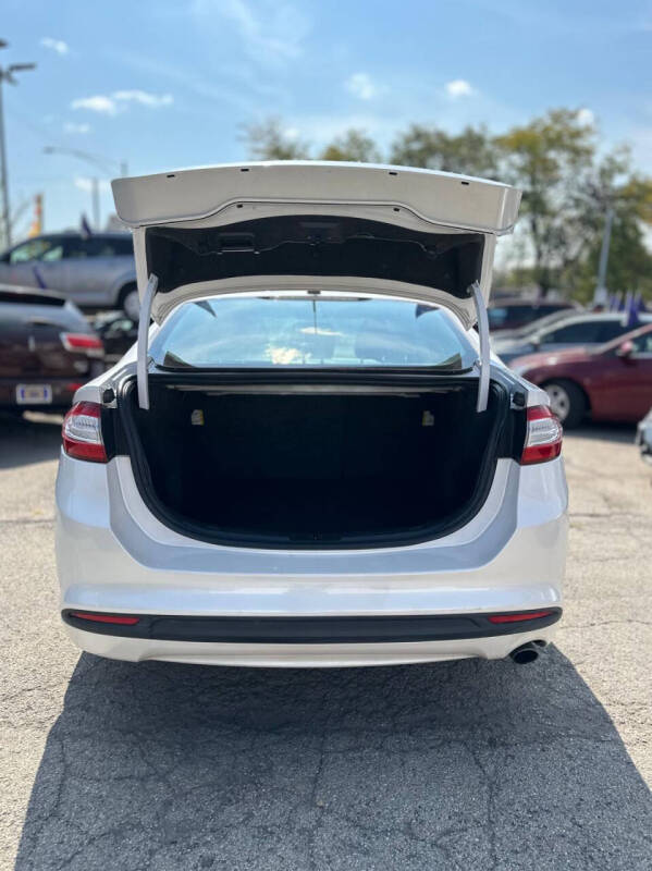 2013 Ford Fusion SE