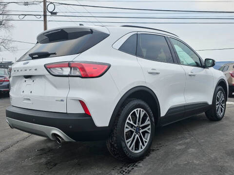 2020 Ford Escape SEL
