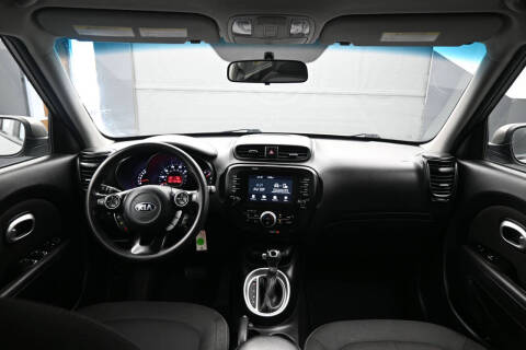 2019 Kia Soul +