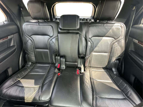 2019 Ford Explorer Platinum