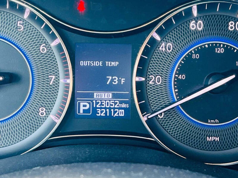2014 Infiniti QX80