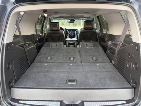 2015 Cadillac Escalade Luxury