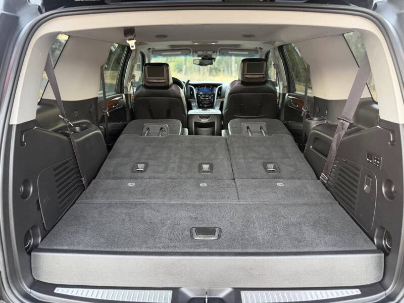 2015 Cadillac Escalade Luxury