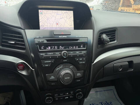 2015 Acura ILX 2.0L w/Tech