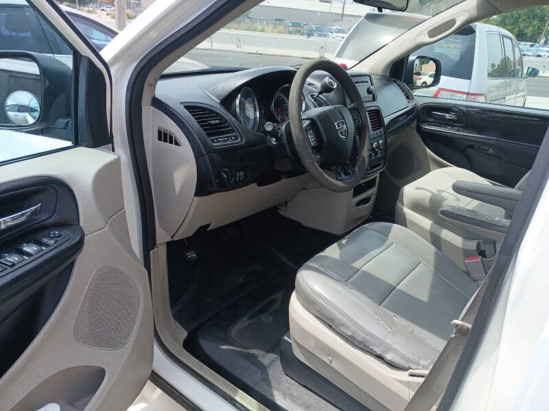 2013 Dodge Grand Caravan SE