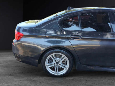 2015 BMW 5 Series 528i