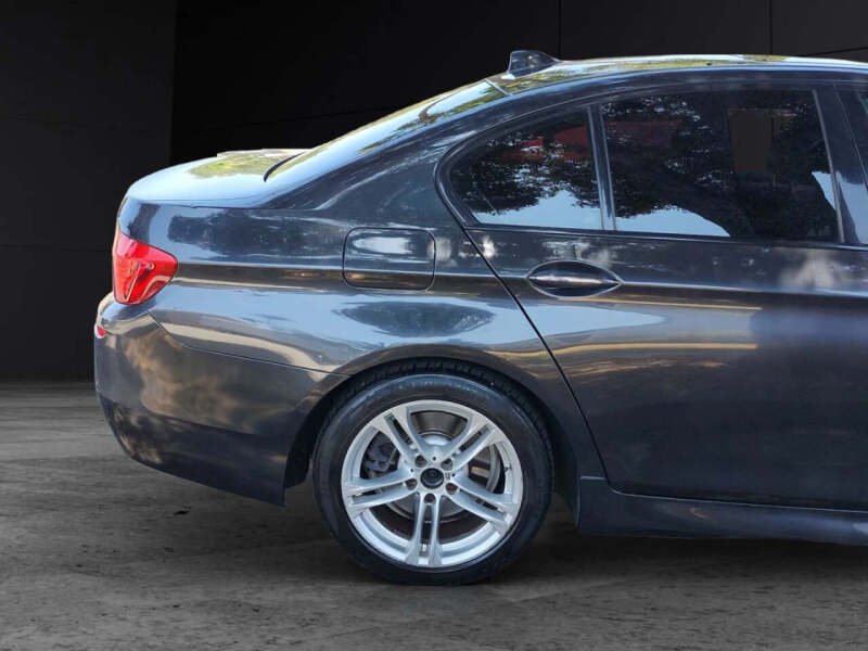 2015 BMW 5 Series 528i