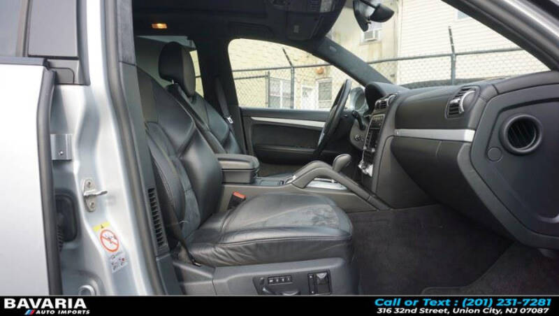 2009 Porsche Cayenne GTS Tiptronic