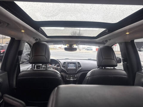 2019 Jeep Cherokee Latitude Plus