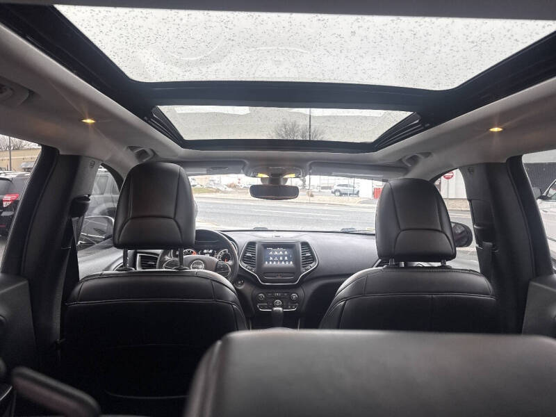 2019 Jeep Cherokee Latitude Plus