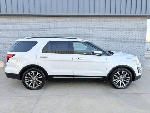 2017 Ford Explorer Platinum