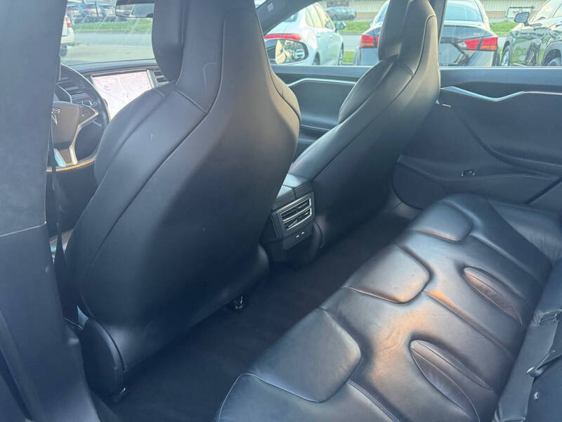 2017 Tesla Model S 75D