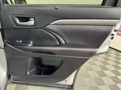 2017 Toyota Highlander