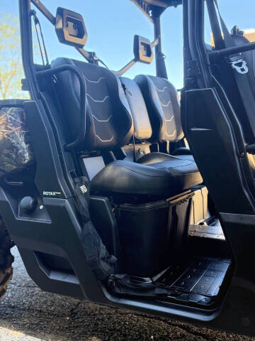 2025 Can-Am Defender Max XT HD10