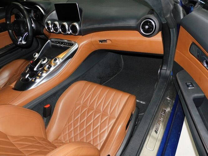 2017 Mercedes-Benz AMG GT