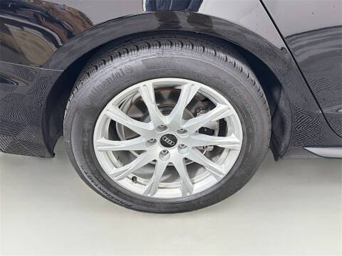 2021 Audi A4 quattro Premium 40 TFSI