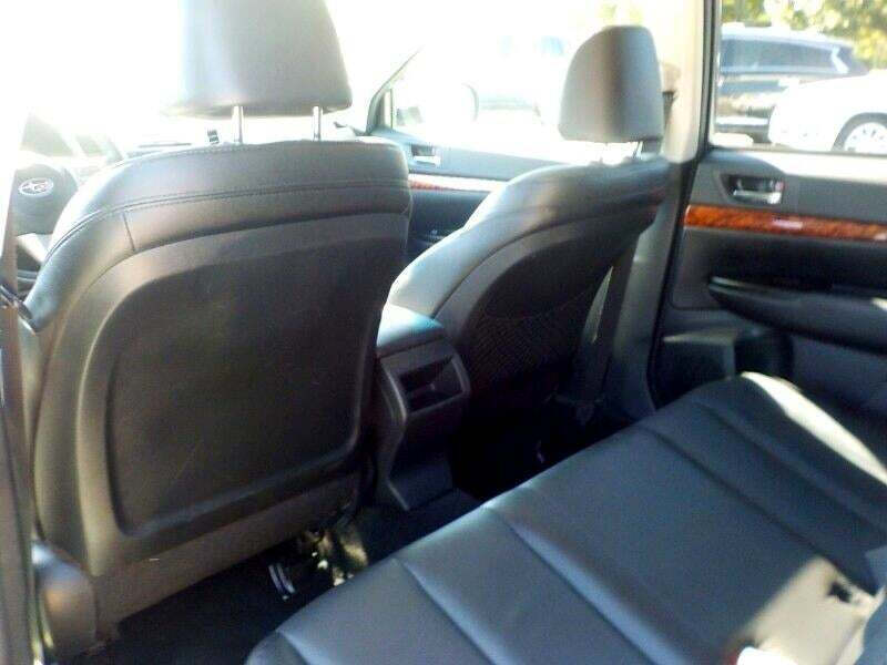 2011 Subaru Outback 2.5i Limited