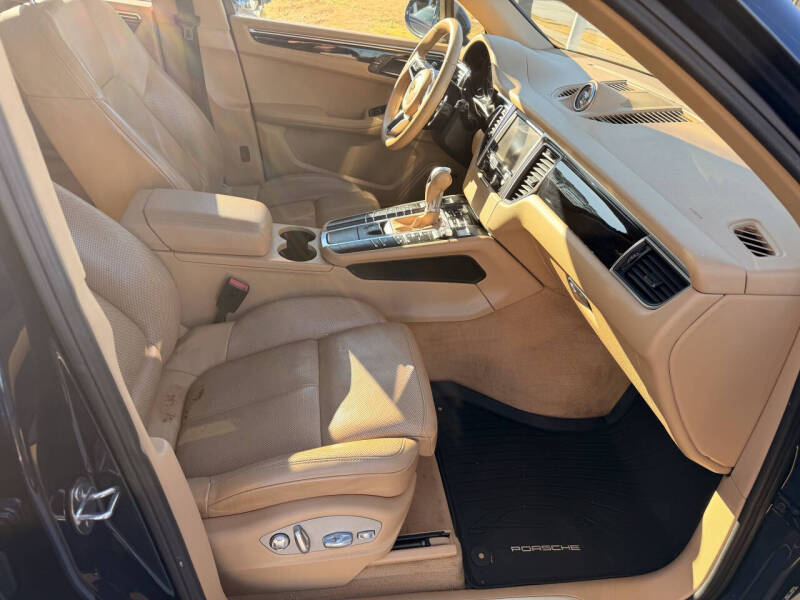 2016 Porsche Macan S