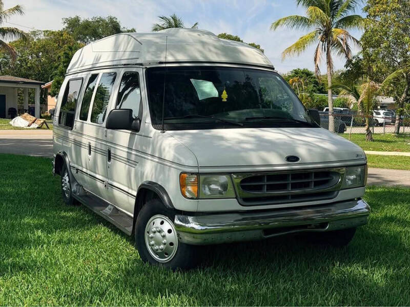 2000 Ford E-Series