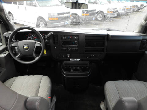 2016 Chevrolet Express LT 3500
