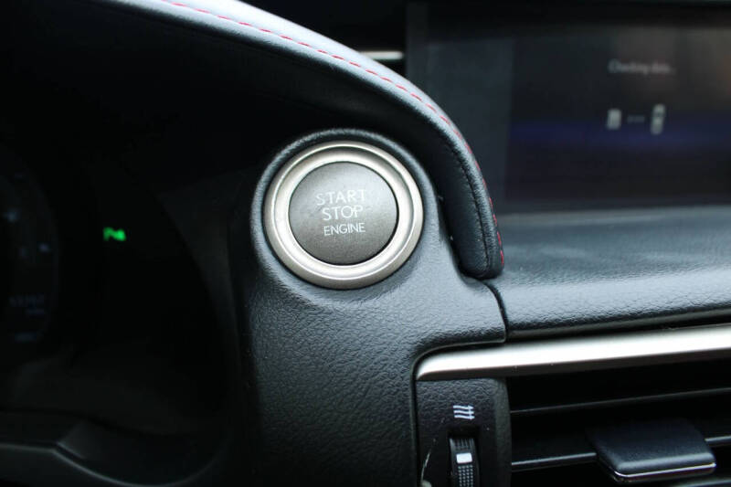 2017 Lexus RC 200t