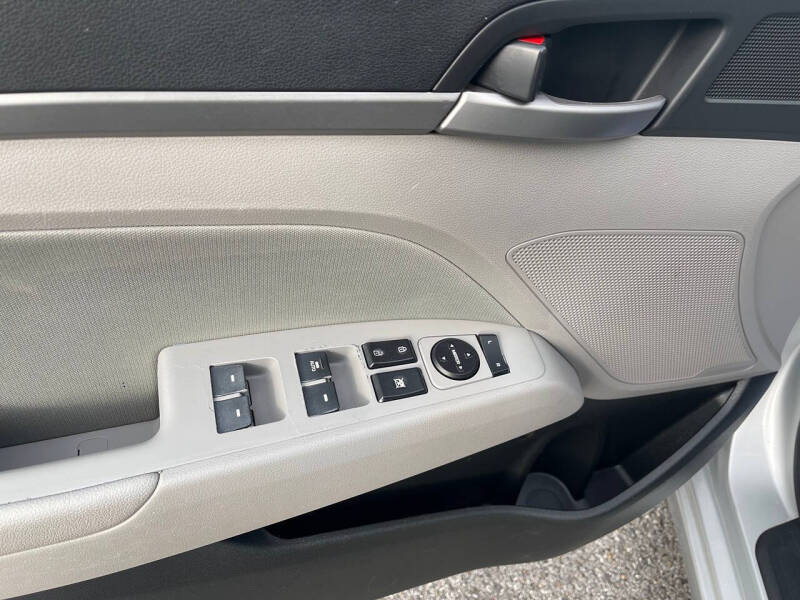 2018 Hyundai Elantra Value Edition