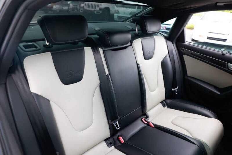 2010 Audi S4 3.0T quattro Prestige