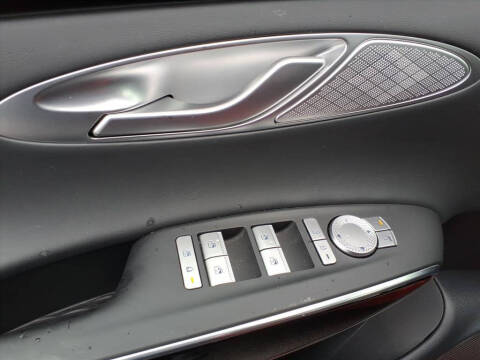 2025 Genesis GV70 2.5T Standard