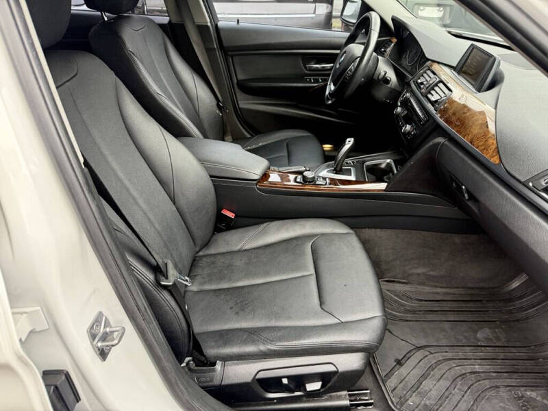 2014 BMW 3 Series 328i