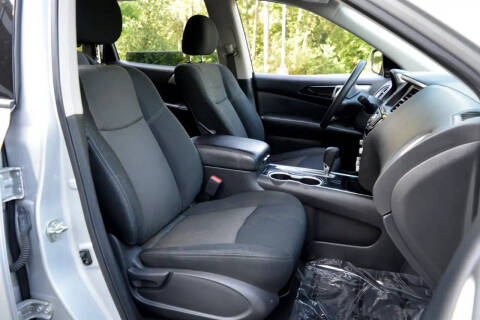 2019 Nissan Pathfinder S