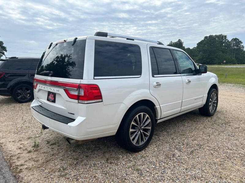 2015 Lincoln Navigator Base photo 2