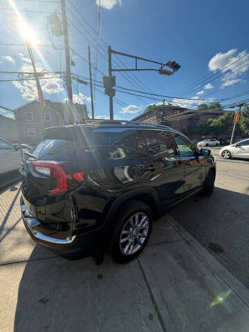 2022 GMC Terrain SLT
