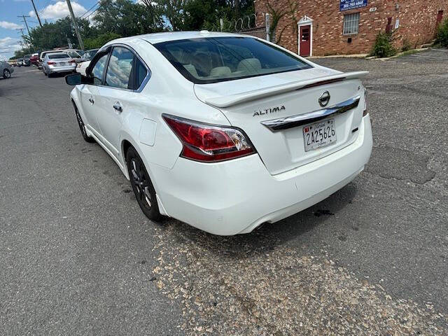 2015 Nissan Altima S photo 6