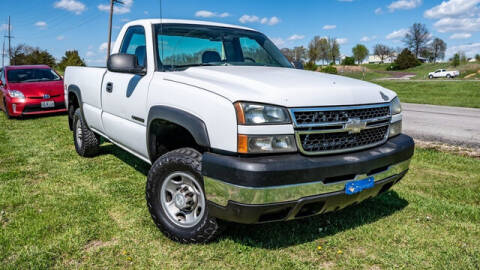 2006 Chevrolet Silverado 2500HD for sale at Fruendly Auto Source in Moscow Mills MO