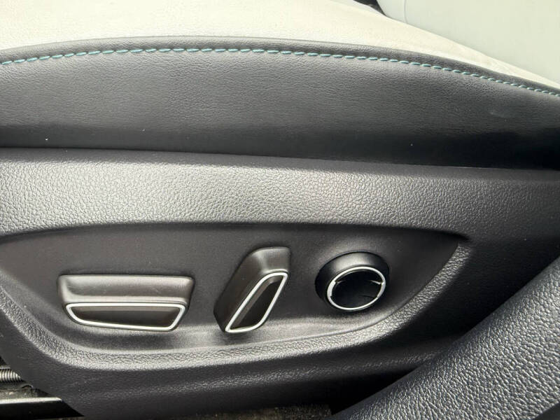 2017 Toyota Prius Prime Advanced